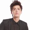 小狗靠捡瓶子攒10万